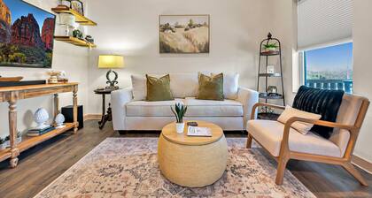 Casita by the Lake | Boat Parking | Walk to Lake