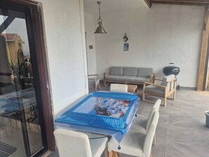 Outdoor dining - The Tala Townhouse Pafos (Tala)