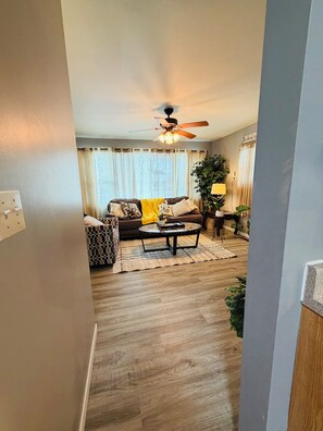 Living area - Cozy Furnished 3BR • Cul‑de‑Sac • Spacious Yard for Kids & Pets (Dayton)