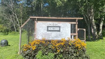 Enceinte de lâhĂ©bergement