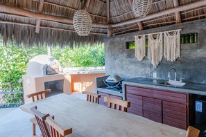 Outdoor dining - Private Home Near Beach, Surf spots and Town (Sayulita)