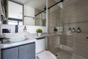 Apartamento, 3 quartos, para fumantes, piscina particular | Banheiro