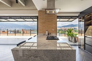 Apartment, 3 Schlafzimmer, Raucher, eigener Pool | Eigene Küche