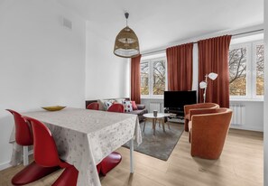 TV - Ochota Kopińska Homely Apartment (Warszawa)