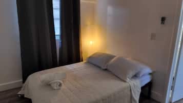 1 Schlafzimmer, Bügeleisen/Bügelbrett, Internetzugang