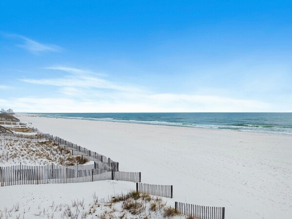 Beach - Laguna Bella B7 2BR Gulf Shores Townhouse - Steps to Beach & Bay (Gulf Shores)