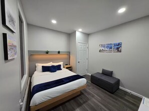 2 bedrooms, iron/ironing board, WiFi, bed sheets - Sapphire Haven - NJ/NY (North Bergen)