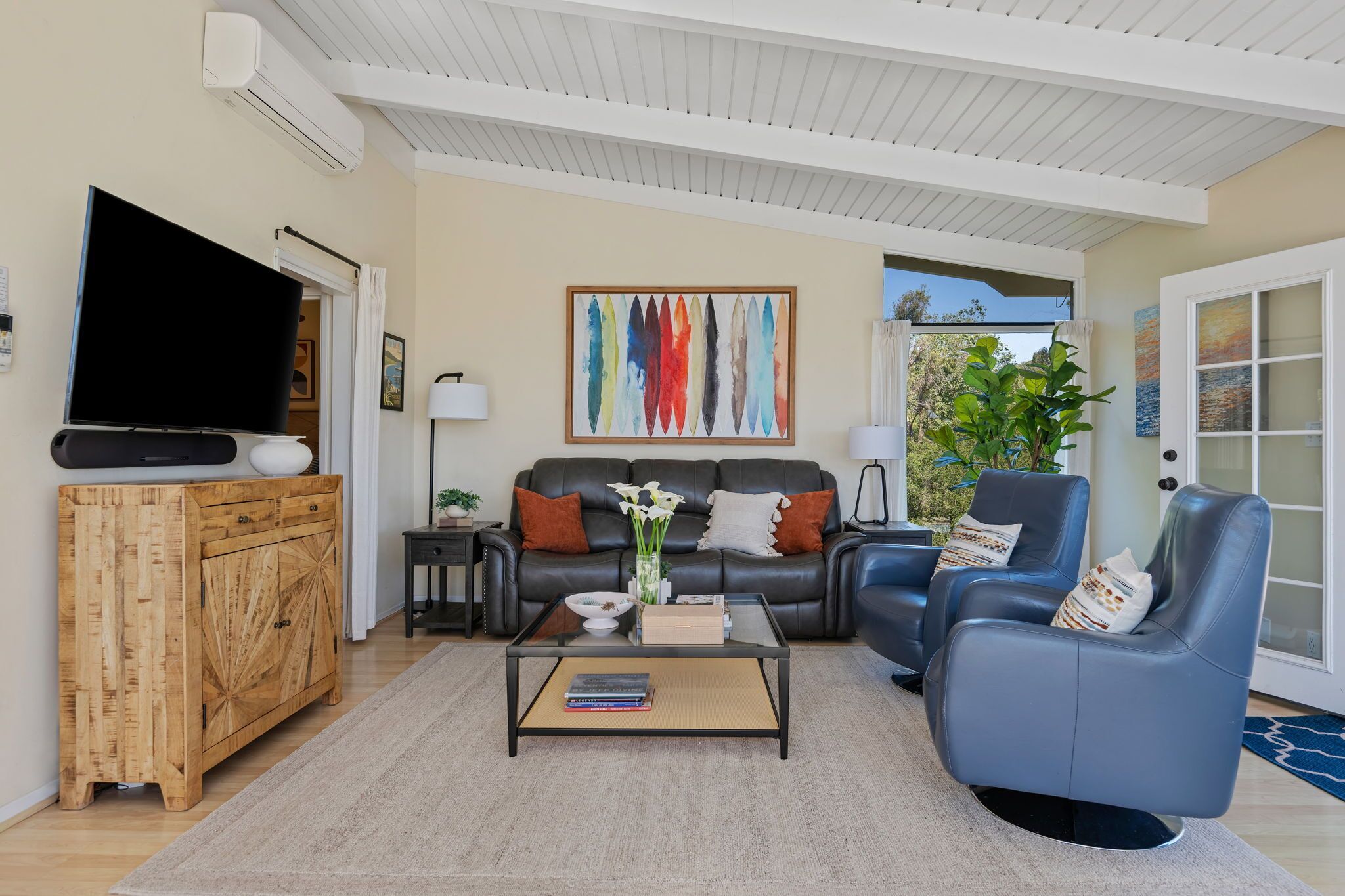 Perfect Getaway Nestled Between Ocean And Park Views! - Santa Barbara, CA