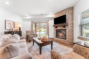 Living area - Poolside Cabin + Hot Tub | Steps from Main Pool (Hollister)