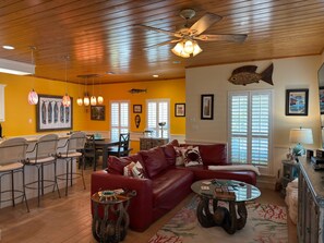 TV - VW21 Shared Heated Pools, Charcoal Grill, Gated Community (Port Aransas)