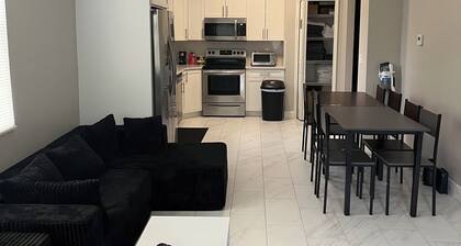 Modern 4-bedroom house in Tampa/riverview