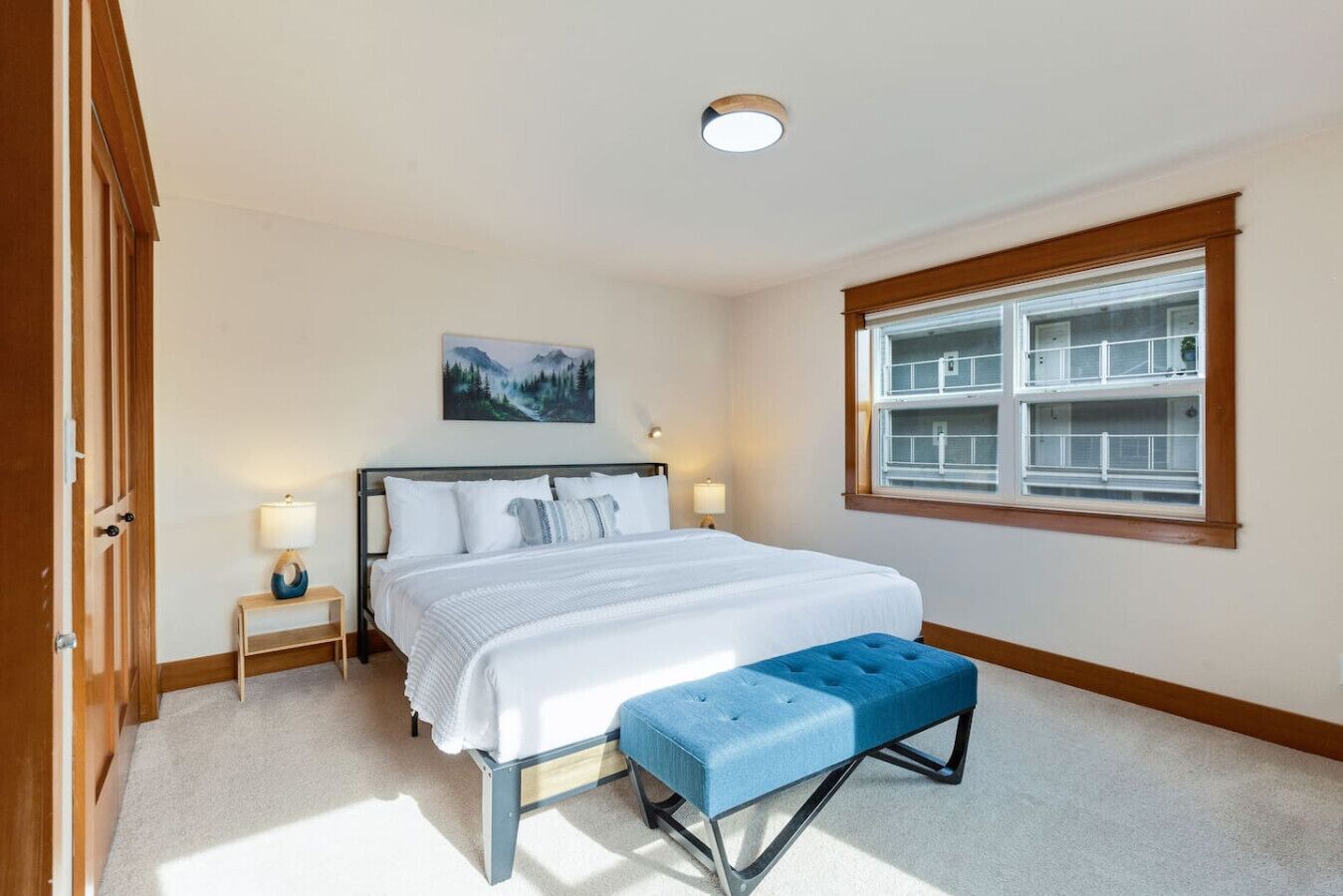 3 habitaciones, escritorio, wifi gratis y ropa de cama 