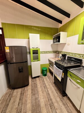 Microonde, forno, piano cottura