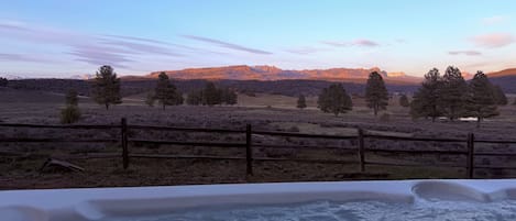 Tina de hidromasaje al aire libre