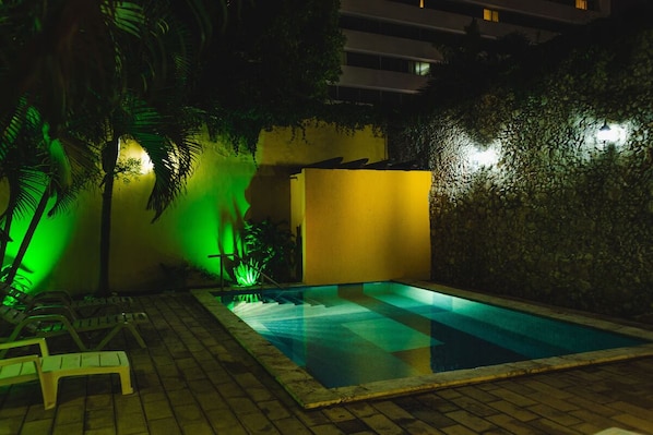 Pool - Comfortable Single Room in Mérida w/ Pool Access — Steps from Historic Center (Mérida)