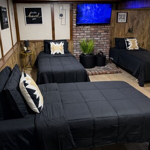 3 quartos, ferros/tábuas de passar roupa, Wi-Fi, roupa de cama