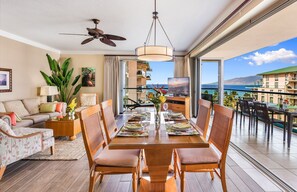 Outdoor dining - Maui Resort Rentals: Honua Kai - 3 Total Bedrooms, Stunning 6th Floor Ocean AND West Maui Mountain Views! (Lahaina)