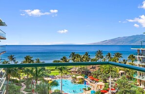 Property grounds - Maui Resort Rentals: Honua Kai - 3 Total Bedrooms, Stunning 6th Floor Ocean AND West Maui Mountain Views! (Lahaina)