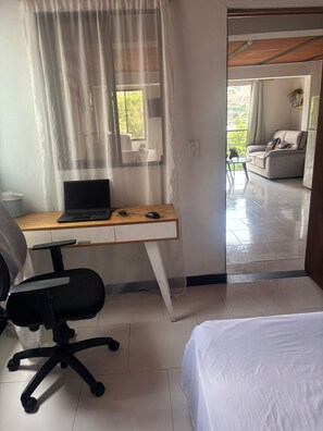 2 Schlafzimmer, Bügeleisen/Bügelbrett, WLAN, Bettwäsche