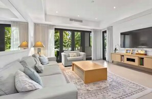 TV - Luxury Golf View Villa @ Four Seasons Bahia Beach Resort (Rio Grande)