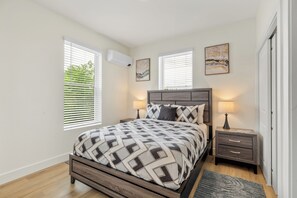 2 bedrooms, Internet, bed sheets - Hot Springs Downtown & Convention Center! (Hot Springs)