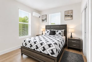 Room - Premium Suite Steps from Convention Center (Hot Springs)