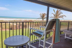 Property grounds - Oceanfront Quiet Beach + Rocket Launches (Cocoa Beach)