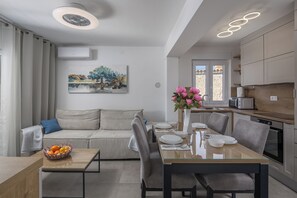 Interior - Susi's Holiday Home, Pula, Croatia (Pula)