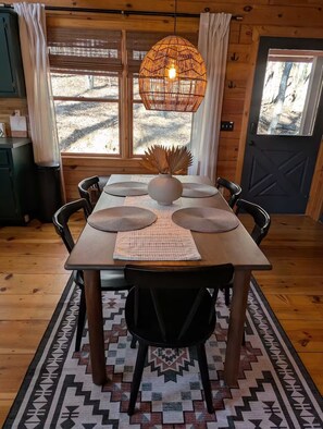 تناول الطعام