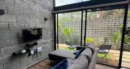 Loft surrounded by tranquility, 3 minutes from the highway and very close to Tepoztlán.