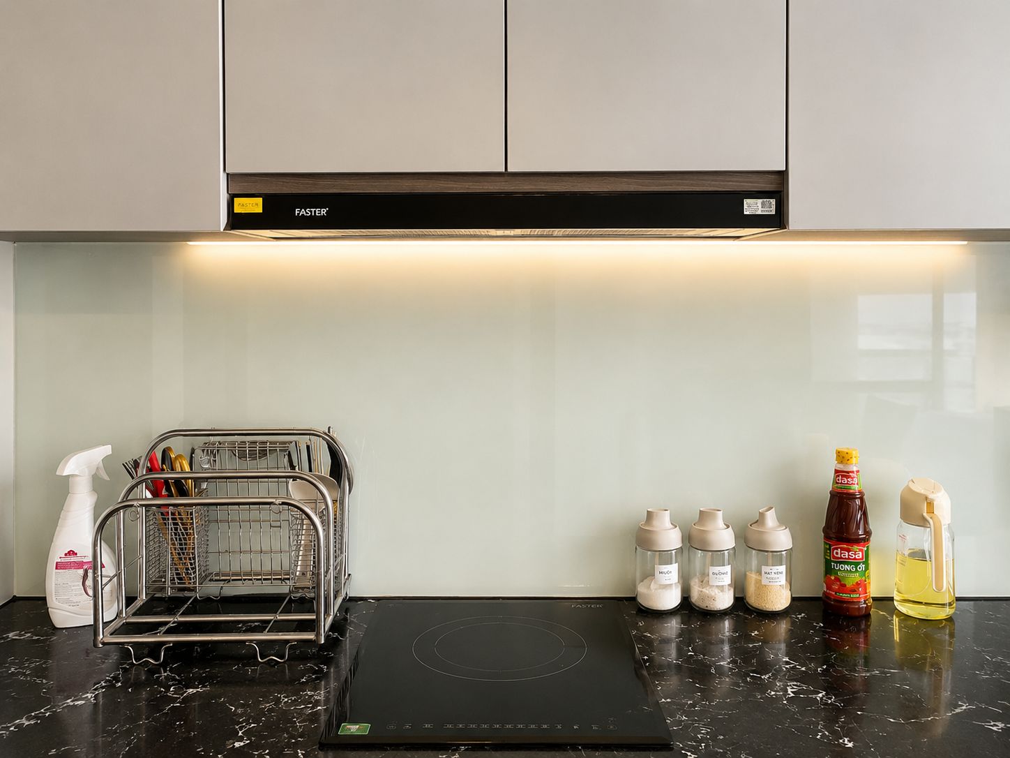 Family Apartment, Balcony, City View | Private kitchen
