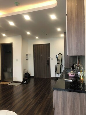 Family Apartment, Balcony, City View | Interior - X-Stay Bloom (Lê Chân)