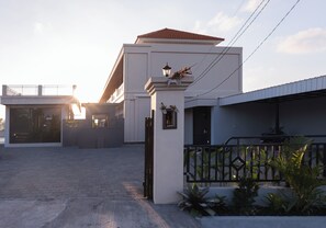 住宿正面