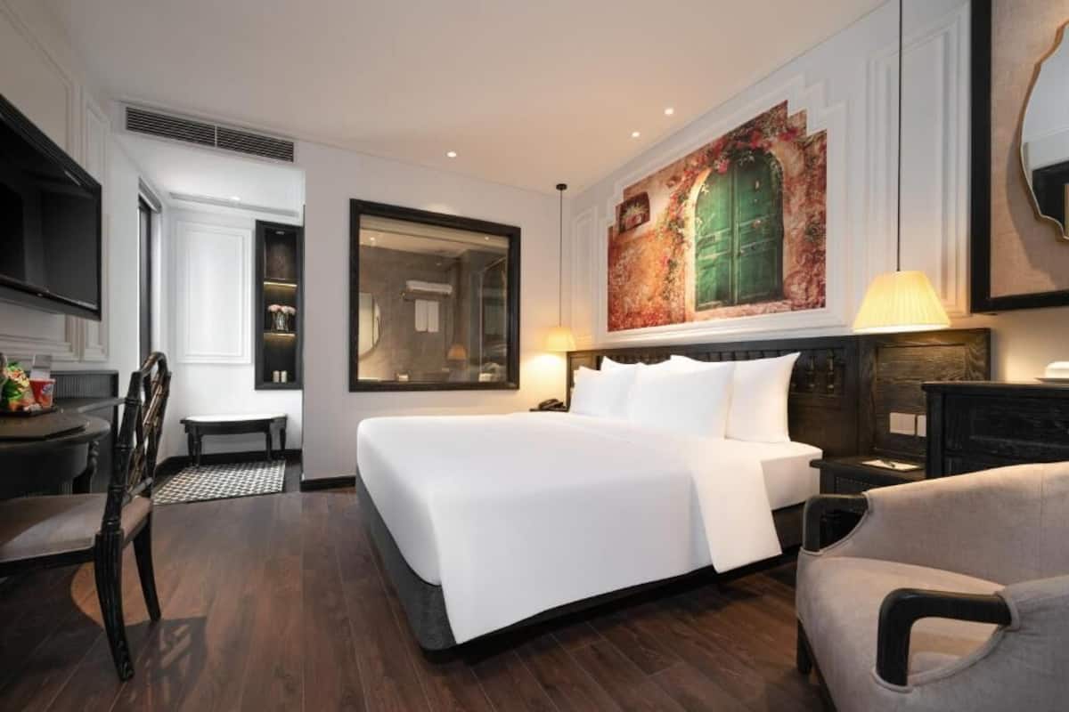 Deluxe Double Room, City View