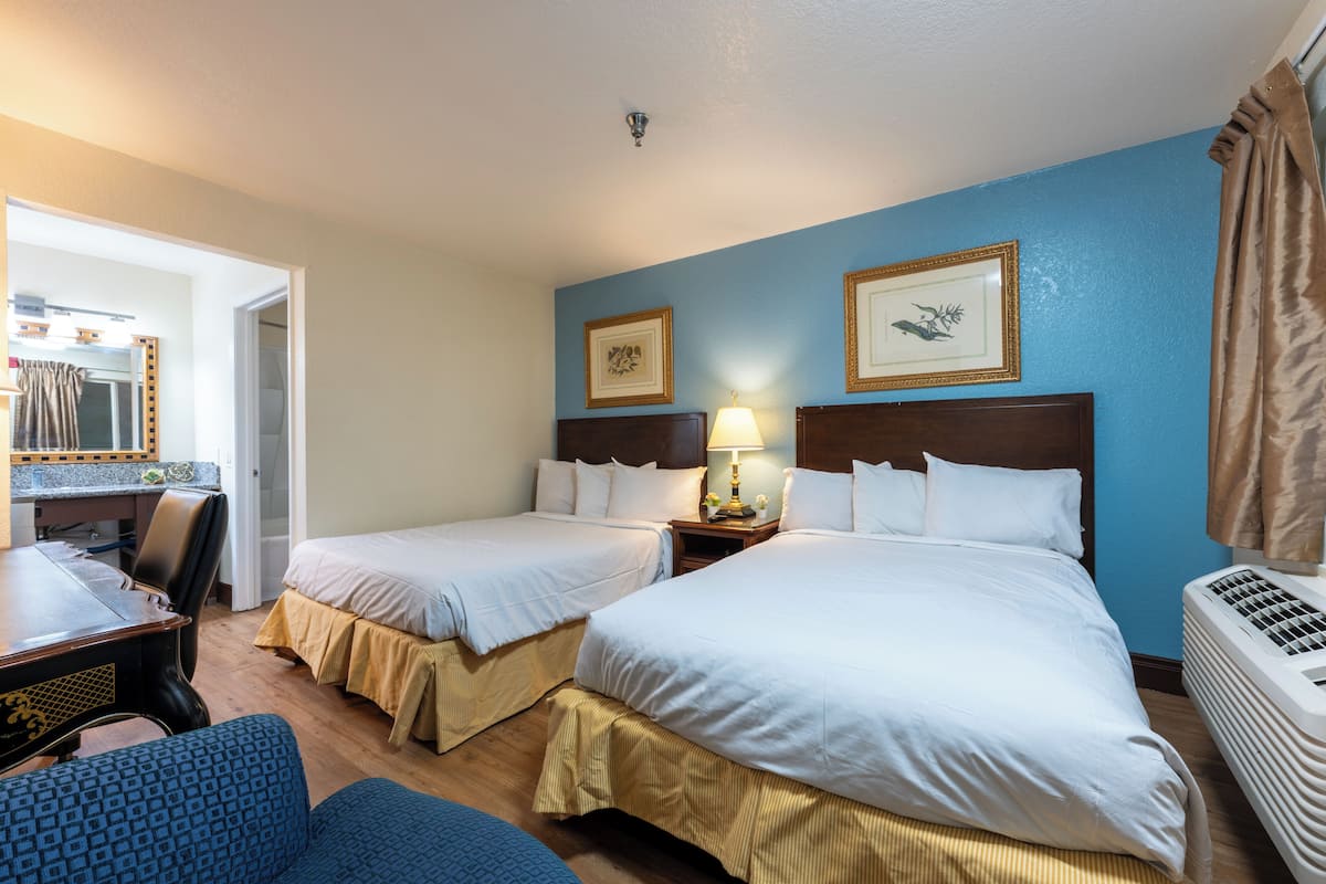 Superior Room, 2 Queen Beds