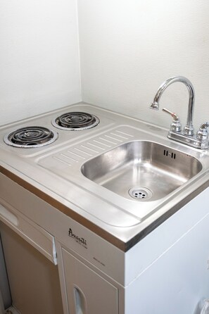 Suite, 1 cama de matrimonio grande, no fumadores, cocina básica | Cocina básica privada