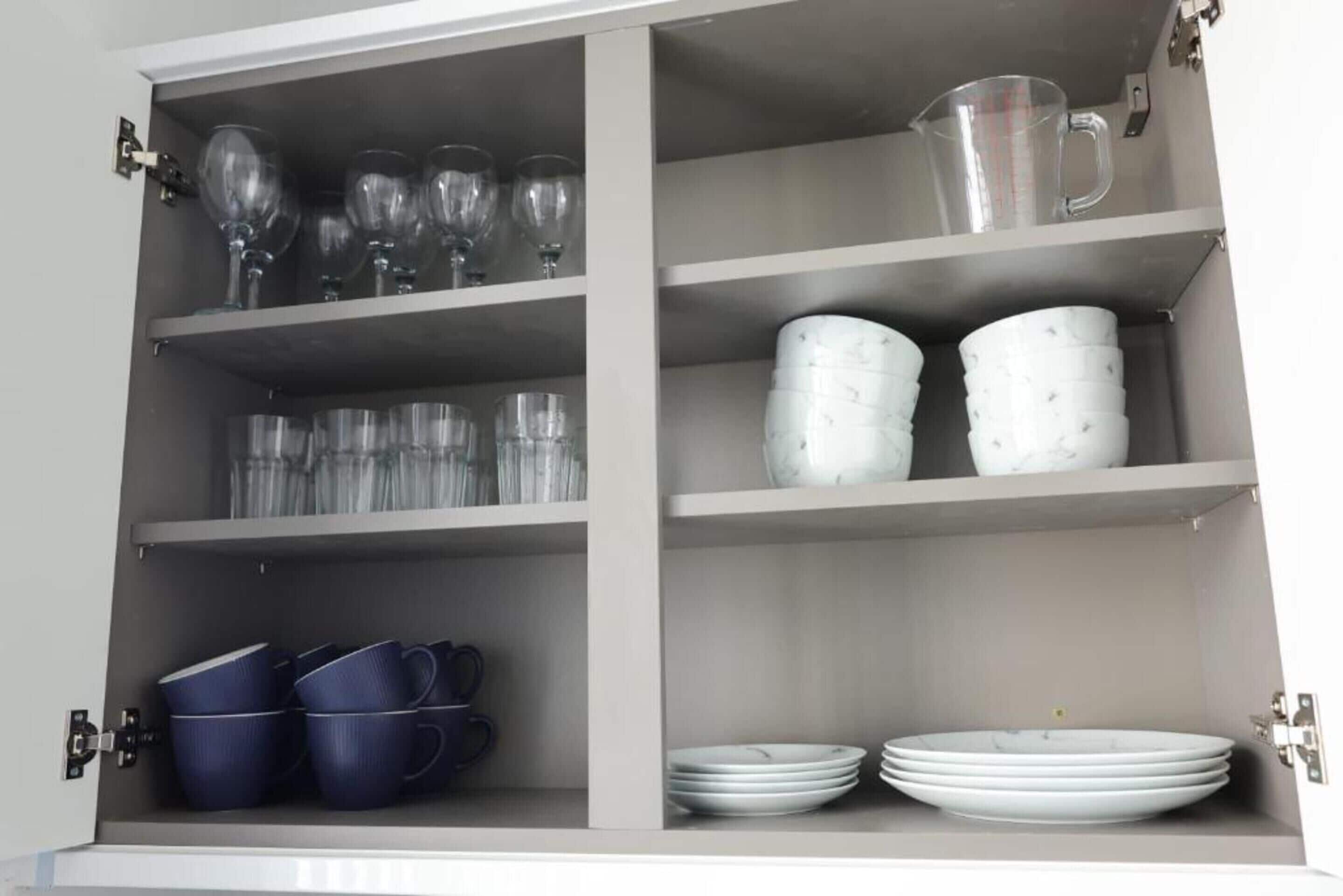 Deluxe Double Studio | Private kitchen | Fridge, microwave, oven, stovetop