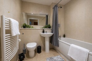 Hair dryer, towels, soap, toilet paper - Central Birmingham •Free Parking •City Views (Birmingham)