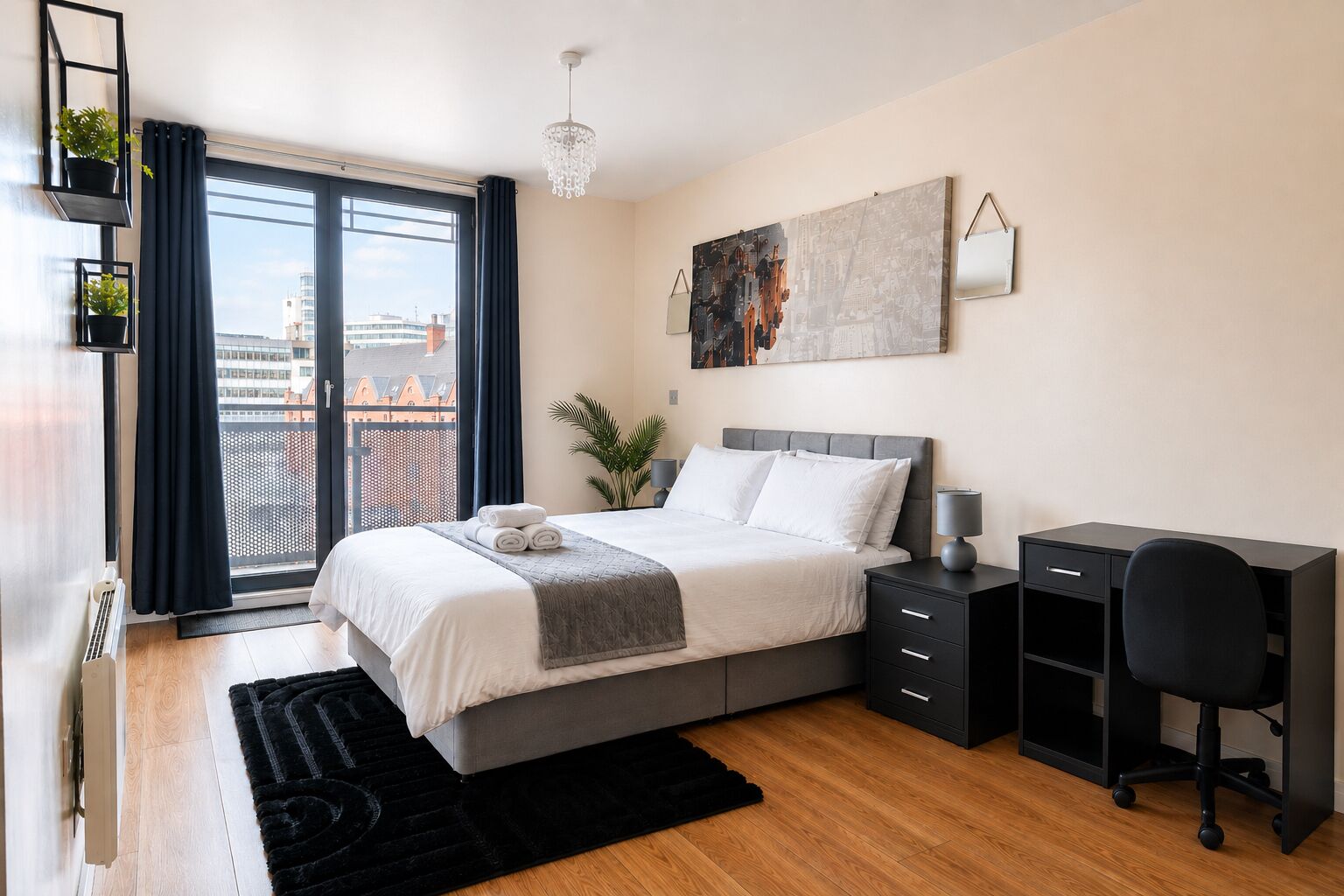 1 bedroom, in-room safe, desk, iron/ironing board