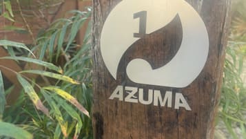 Kahden hengen huone (kaksi sänkyä), näköala puutarhaan | Yksityiskohta ulkoa