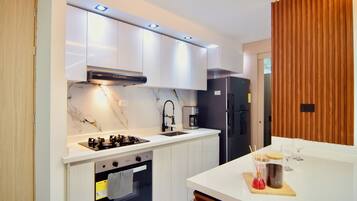 Microwave, oven, stovetop