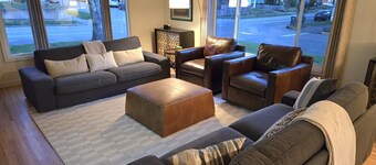 NEW LISTING! 5 Bedrooms. Just 5 Blocks from UO and Hayward Field. Dog-Friendly!