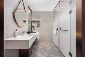 Bathroom - Wanda Moments Jinghe (Jinghe County)