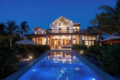 Beach Hose with Private Pool. Casa Quinta Nayaa