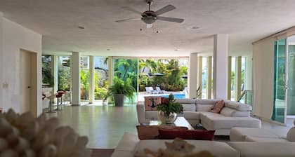 Villa Casa blanca En Acapulco