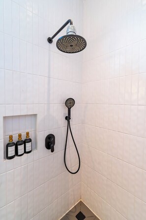 Shower, hair dryer, bidet, towels - 1BR Private Pool Villa in Batu Bolong • Walk to Cafés (Badung)