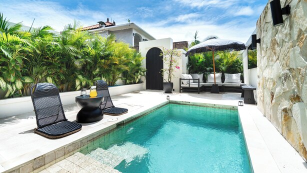 Unclassified image, 1 of 31, button - 1BR Private Pool Villa in Batu Bolong • Walk to Cafés (Badung)