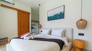 Unclassified image, 5 of 31, button - 1BR Private Pool Villa in Batu Bolong • Walk to Cafés (Badung)