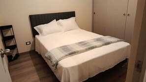 Room - Family apartment near san marcos (Lima)