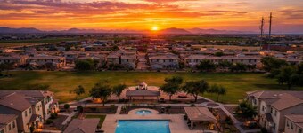 Sleeps 8 Or More - Welcome to our "Castle" in the desert! 4-Bed 3-Bath two Story